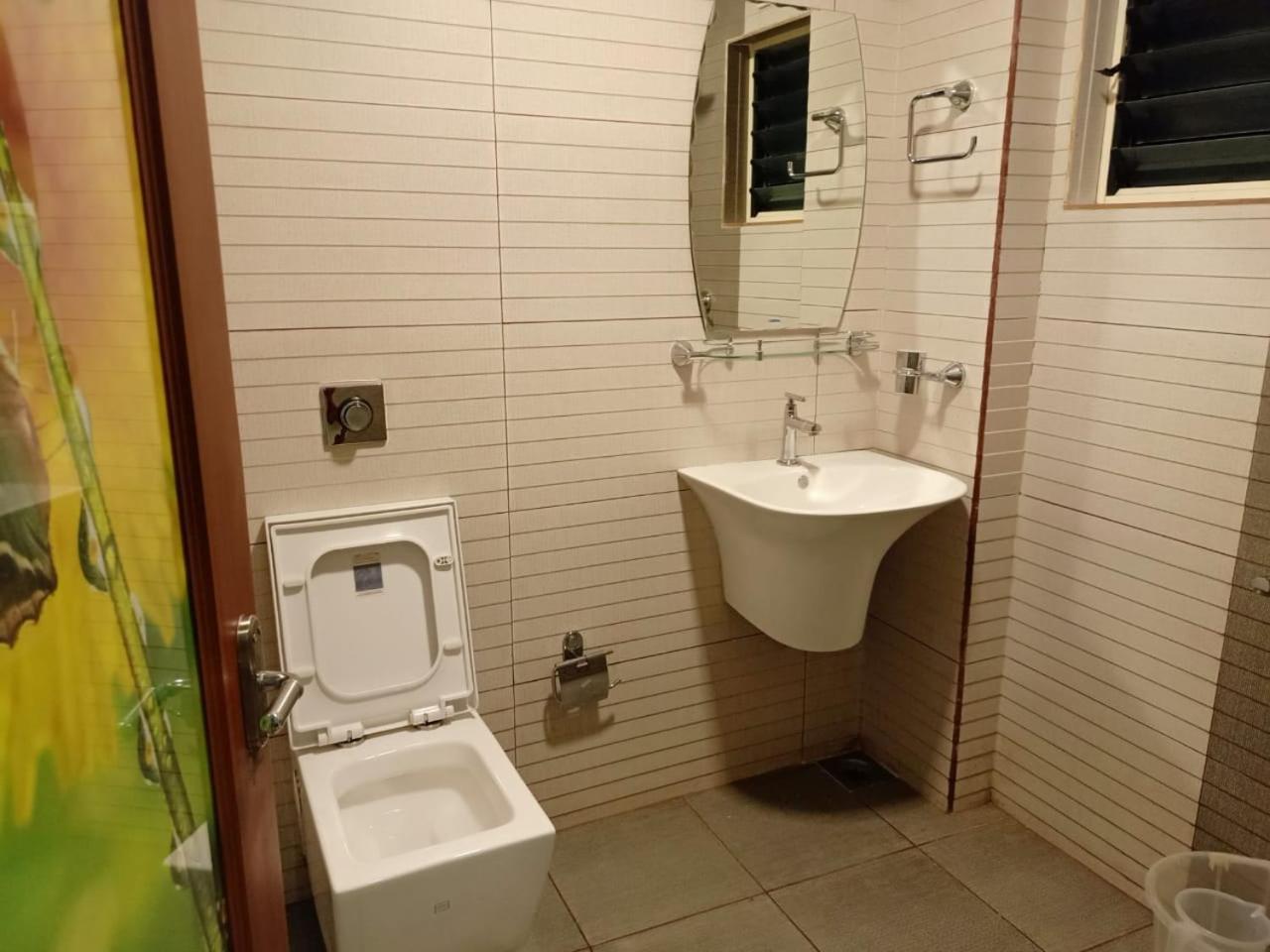 Hotelgurubhavan Munnar Ngoại thất bức ảnh